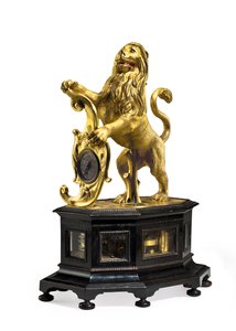 Striking and Automaton Lion Clock, c.1640 (förgylld mässing och ebenholts) av Christoff Miller
