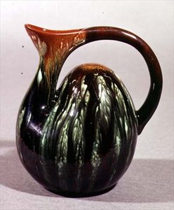 Camelback kanna, Linthorpe, av Christopher Dresser (1834-1904)