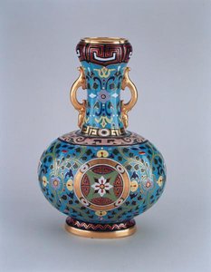 Dummyvas dekorerad i imitation av cloisonne, Minton & Co, ca 1870 (porslin) av Christopher Dresser