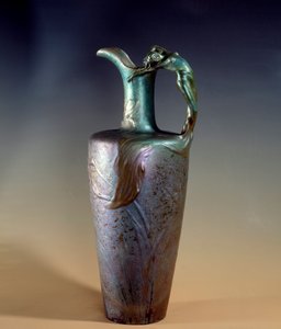 Art Nouveau: lergods och metallkrona av Clement Massier (1845-1917) 1893-1894 Paris, Musee d