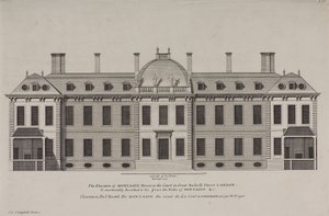 Upphöjning av Montague House till domstolen vid Great Russell Street, Holborn, ca 1725 (gravyr)