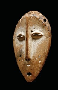 Lega mask (trä)
