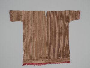 Tunika med ärmar, ca 1300-1470 (bomull & kamelfiber) av Culture Chimu