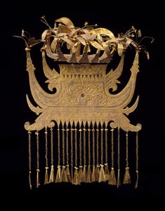 Huvudbonad, sent 1800-tidigt 1900-tal (guld & guldfolie)