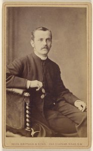 [Oidentifierad man med mustasch, sittande] av David Rees and Brother and Son