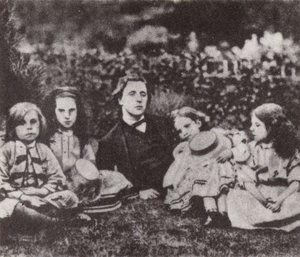Lewis Carroll med barnen Macdonald (svartvitt foto)
