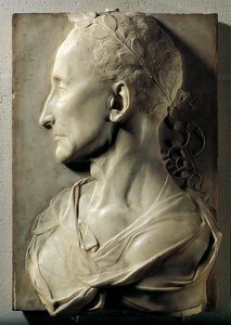 Profil av en Laure-man en gång känd som Jules Cesar. Marmorskulptur tillskriven Desiderio Settignano (1428-1464). 1400-talet. Louvren, Paris