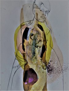 Guldfärgad abstrakt figur av Doris Schmitz