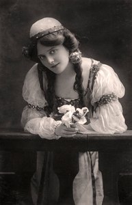 Maie Ash, skådespelerska, 1900-tal.