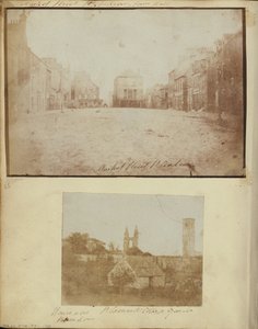 Market Street St. Andrews med Old Tollbooth, som ser västerut