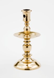 Heemskirk ljusstake, troligen tillverkad i Nederländerna, ca 1590-1640 (mässing)