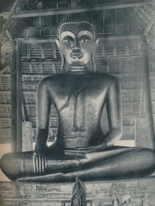 Glory of the Central Shrine i Wat Suthat, Bangkok, c1935 av ENA