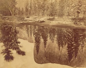 Tutokanula.  Yosemites dalgång.  (Den store hövdingen) - "El Capitan" - speglas i Merced.