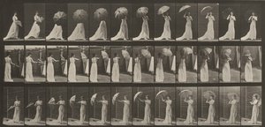 Plansch nummer 461. Att öppna ett parasoll och vända sig om av Eadweard Muybridge