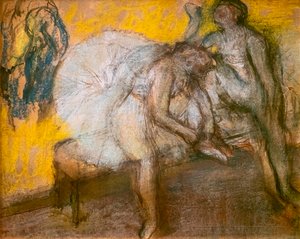 Två dansare i vila. Omkring 1910. Pastell på fint velinpapper. av Edgar Degas