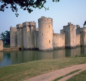 Bodiams slott, 1300-talet av Edward Dalyngrigge