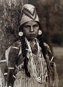 Indian of America: Porträtt av flickan Umatilla av Edward Sheriff Curtis