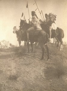 Spirit of the Past (platinatryck på kraftigt texturerat papper) av Edward Sheriff Curtis