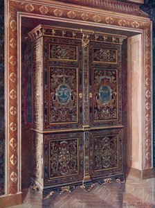 Armoire i ebenholts med inlägg av graverad mässing och vit metall. Jagade Ormolu-fästen. Det kungliga monogrammet av L