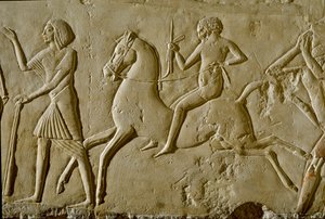 Egyptisk antikvitet: lättnad med krigare till häst. Slutet på den 18:e dynastin av Egyptian 18th Dynasty