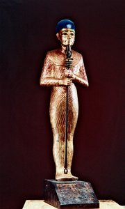 Figur av guden Ptah, från Tutankhamons grav, Nya riket (förgyllt och gessoat trä med fajans)