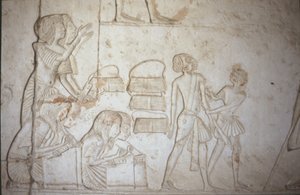 Relief föreställande skriftlärare i arbete, från Horemhebs grav (ca 1323-1295 f.Kr.) Nya riket (väggmålning) (se 218337 för detaljer).