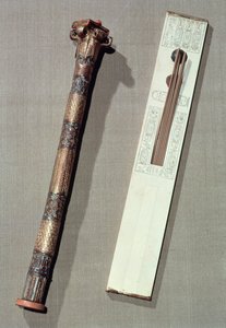 Skrivarpalett och ett fodral för att skriva vass, från Tutankhamons grav (ca 1370-52 f.Kr.) New Kingdom (se även 228566)