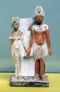 Statyett av Amenophis IV (Akhenaten) och Nefertiti, från Tell el-Amarna, Amarna-perioden, Nya kungariket, 1353-1337 f.Kr. (målad kalksten) (se även 50764)