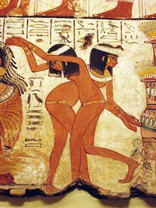 Tempelmålning av två flickor som dansar, Egypten (väggmålning) av Egyptian 18th Dynasty