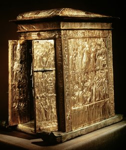 Tutankhamons gyllene helgedom (ca 1370-52 f.Kr.) Nya kungariket (trä överdraget med gesso täckt med guldplåt)