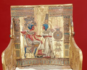 Tron, från Tutankhamons grav (ca 1370-1352 f.Kr.) Nya kungariket (guld) av Egyptian 18th Dynasty