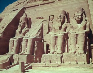 Fyra kolossala figurer av kungen, från Ramses II-templet, Nya kungariket, c.1279-1213 f.Kr.