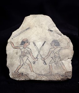 Ostrakon föreställer två män som slåss med käppar, från Deir El-Medina, New Kingdom (målad sten)