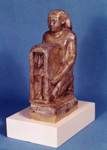 Pedesi håller en naos av Osiris