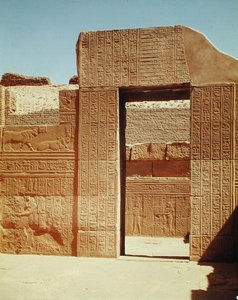 Porten till Third Hypostyle Hall av Egyptian Ptolemaic Period