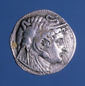 Silvermynt med bilden av Ptolemaios I Soter (367 f.Kr. - 283 f.Kr.), kung av Egypten.