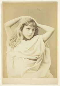Porträtt av Miss Constance MacDonald Gilchrist, 15 april 1877. av Elliott and Fry