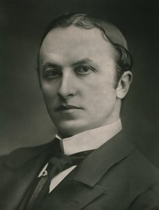 The Right Honorable Lord Curzon of Kedleston, c1890s. av Elliott and Fry