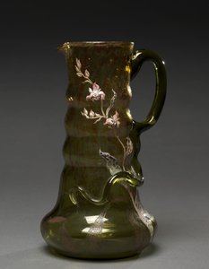 Ewer, ca 1890 av Emile Galle