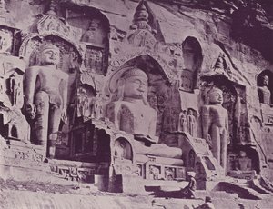Buddhistiska figurer, The Happy Valley, Gwalior av English Photographer