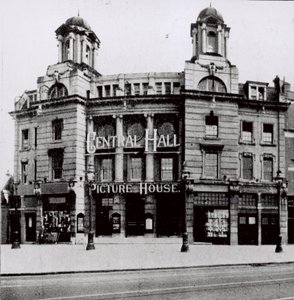 Central Hall Picture House, Bromley Road, Catford av English Photographer