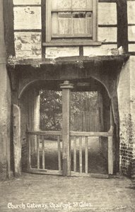 Church Gateway, Chalfont St Giles, Buckinghamshire (s/v foto) av English Photographer