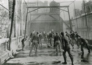 Stadsskolans fotbollsplan 1902 av English Photographer