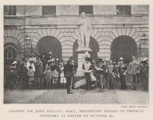 Överste Sir John Shelley, Baronet, överlämnade medaljer till Imperial Yeomanry i Exeter den 25 oktober av English Photographer
