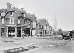 Hörn av Chase Side och Chase Green Avenue, ca 1890 svartvitt foto) av English Photographer