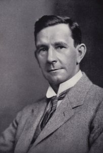 Dr G C Simpson (s/v foto) av English Photographer