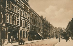 Earls Court Road och The Mansions, London av English Photographer