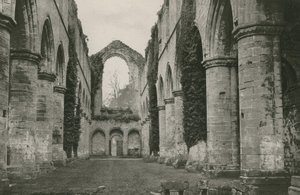 Fountains Abbey, Nave, tittar västerut av English Photographer