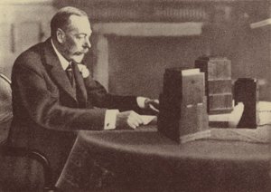 George V sänder sitt julbudskap till det brittiska samväldet och imperiet av English Photographer
