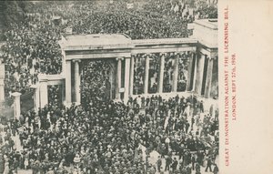 Great Demonstration against the Licensing Bill, London, 27 september 1908 av English Photographer